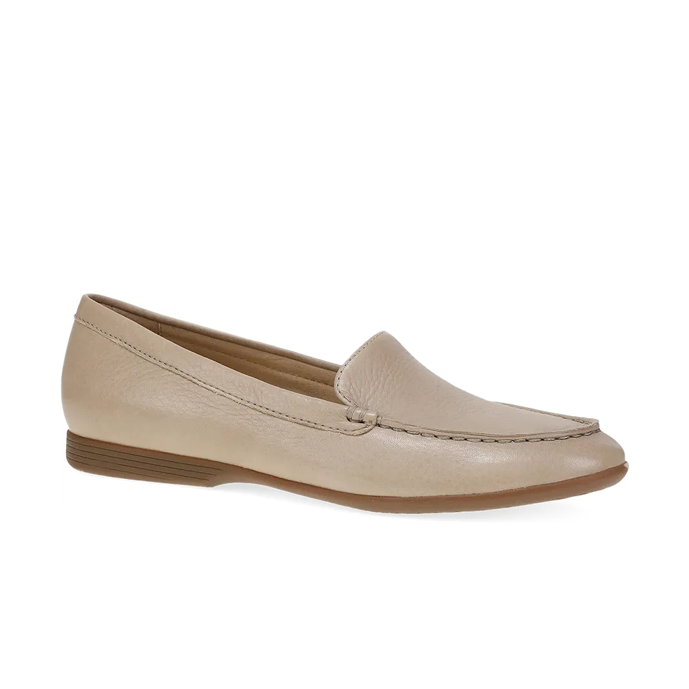 Dansko Lorri Sand Tumbled