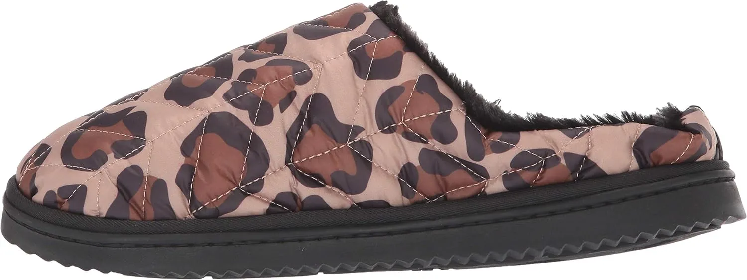 Dearfoams Women's Cora Quilted Nylon Clog Slipper