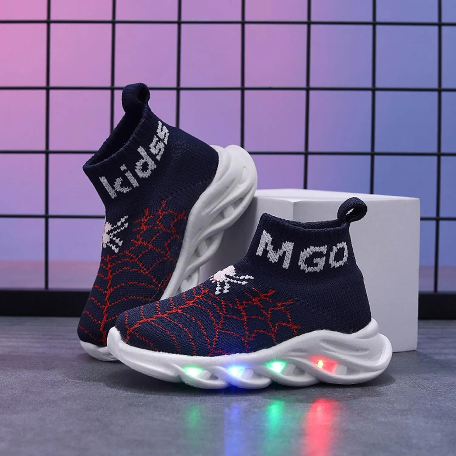 IWIHMIV Kids Tennis Shoes Light Up Walking Sneakers Boys Lightweight Breathable Running Athletic Shoes