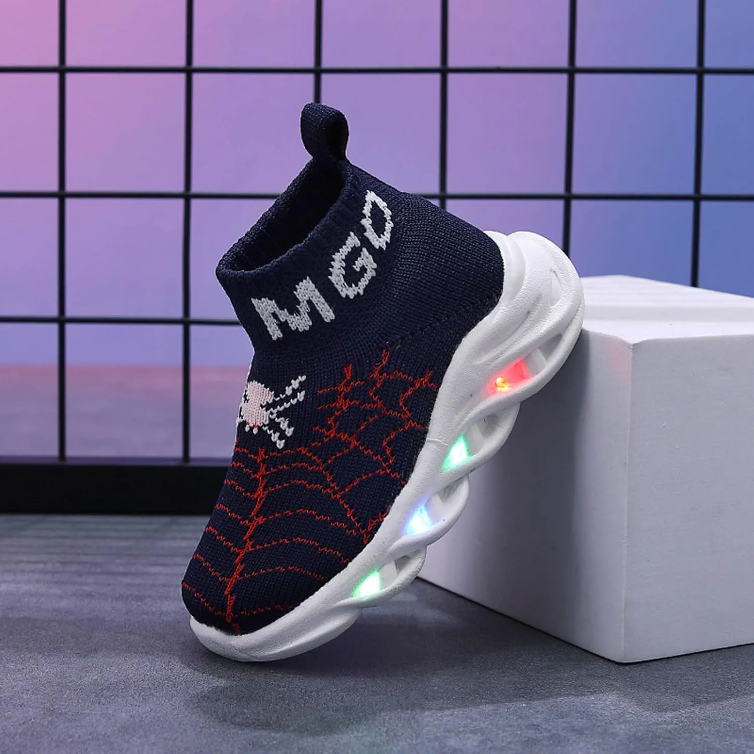 IWIHMIV Kids Tennis Shoes Light Up Walking Sneakers Boys Lightweight Breathable Running Athletic Shoes