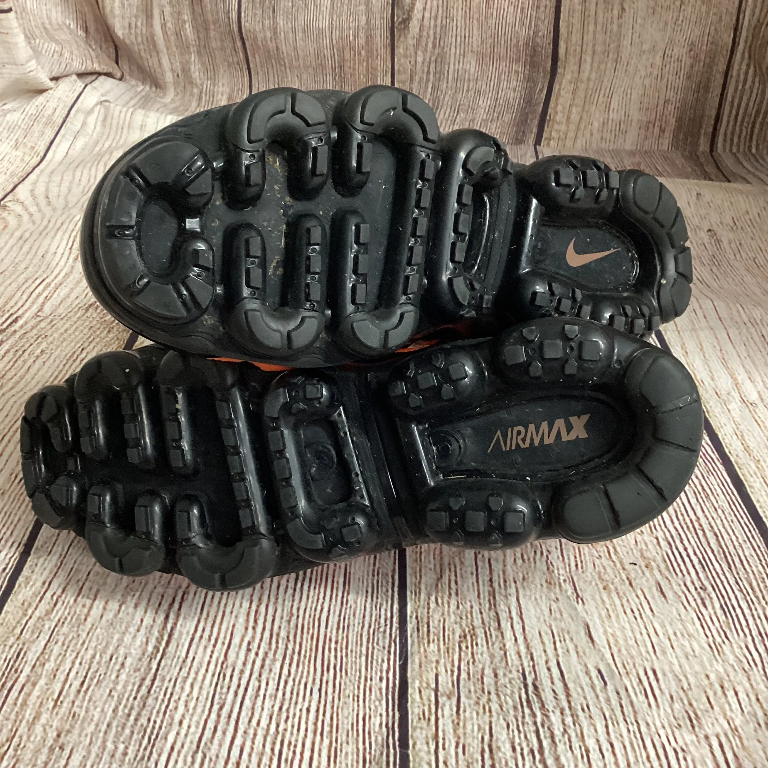 Nike Vapormax Plus Black Orange Sunset Trainers Size 7.5