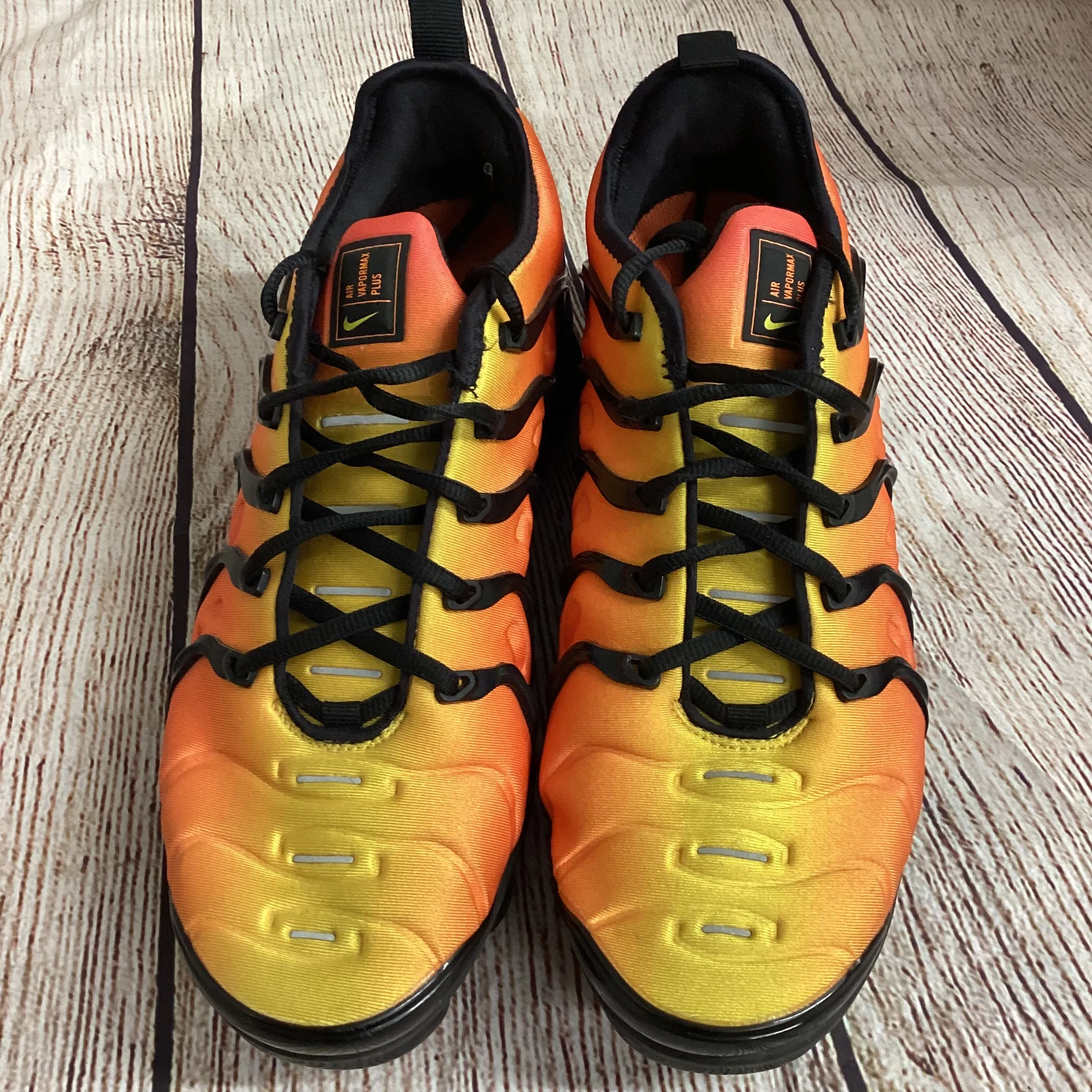 Nike Vapormax Plus Black Orange Sunset Trainers Size 7.5