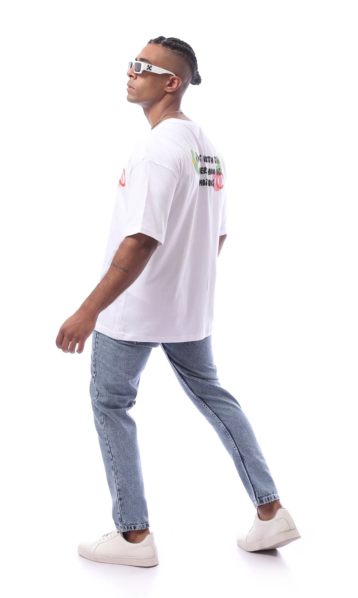 O163368 Simple White Printed Tee With Short Sleeves