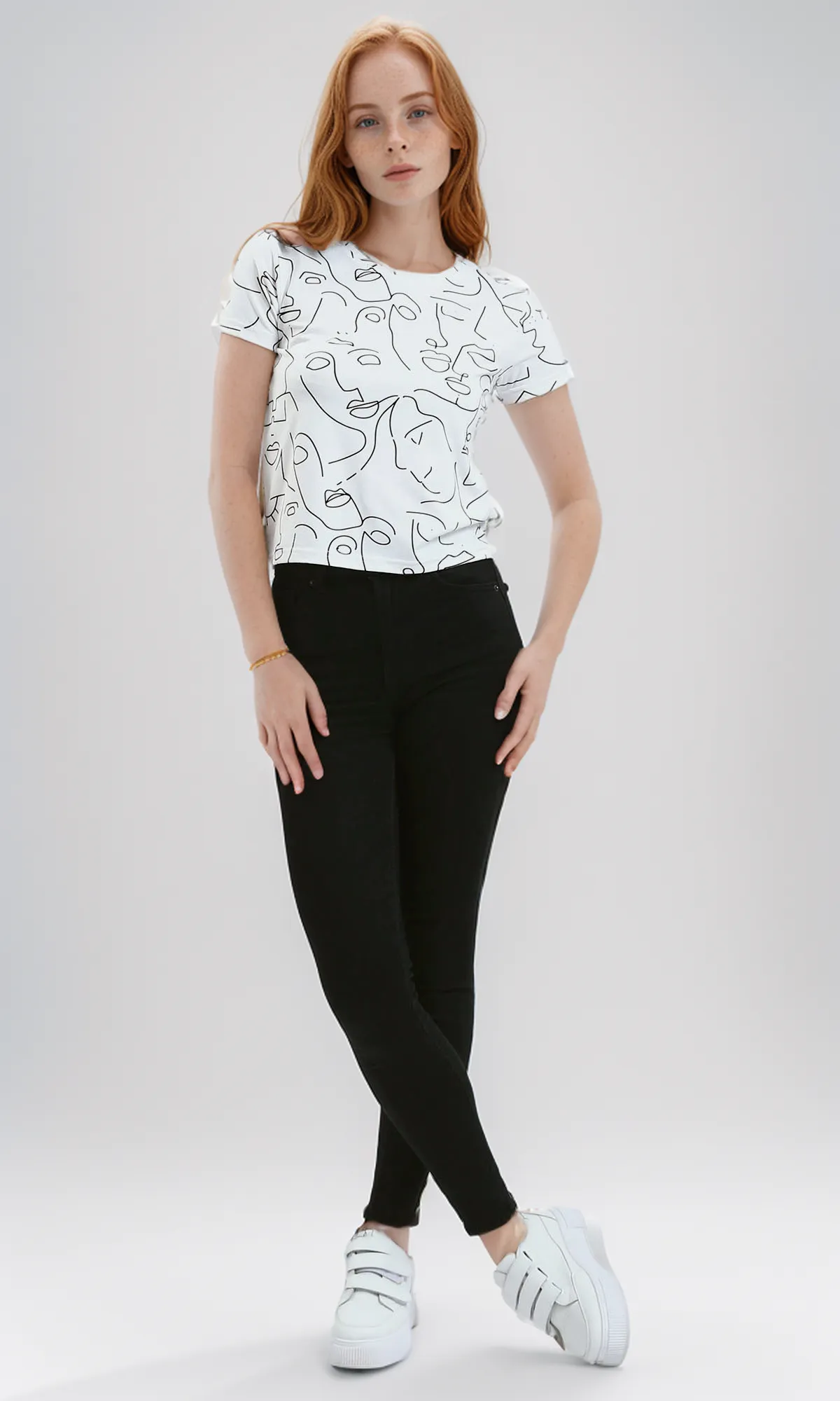 O182827 Patterned Slip On Black And White Tee