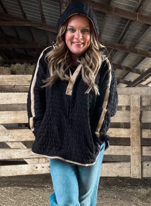 STRIPED QUILTED HOOD TOP