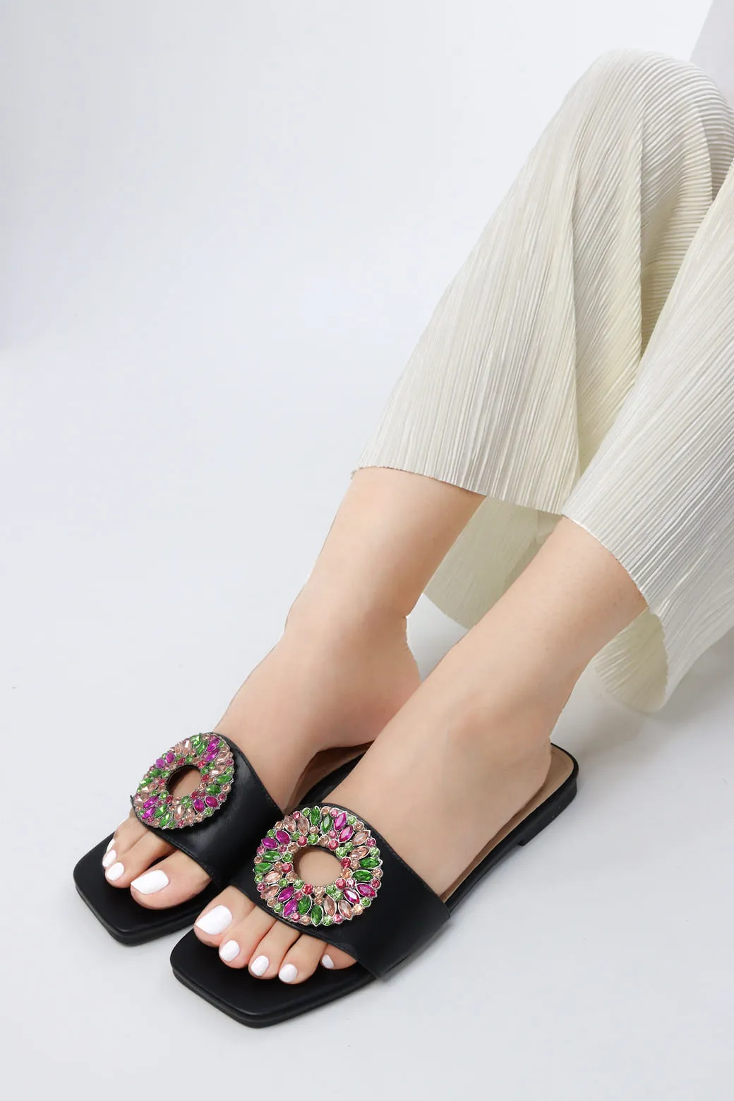 Viny - Women's Gemstone Flat Sandals