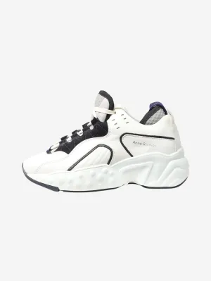 White chunky trainers - size EU 36