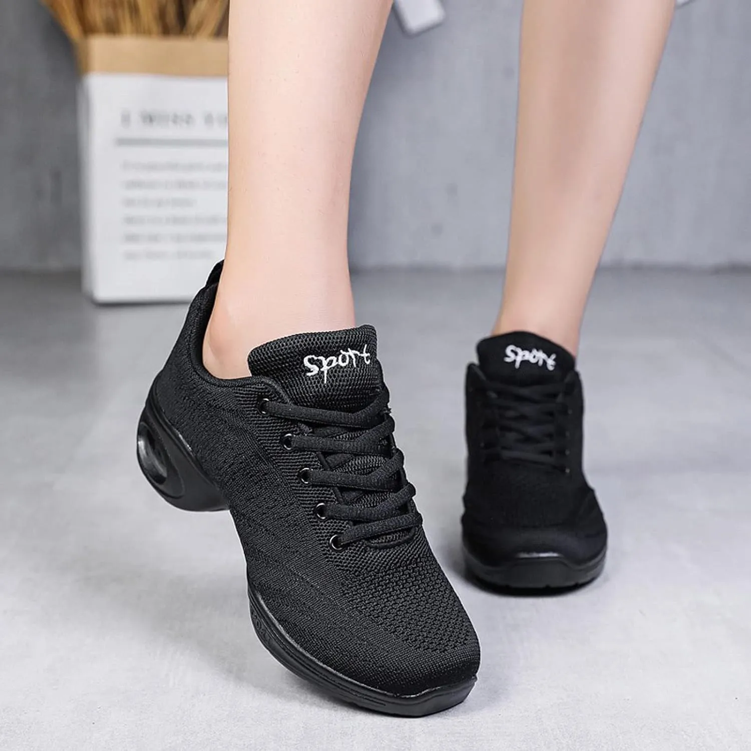 Women's Jazz Shoes Lace-up Dance Sneakers Lady Split Sole Air Cushion Modern Dance Shoes Platform