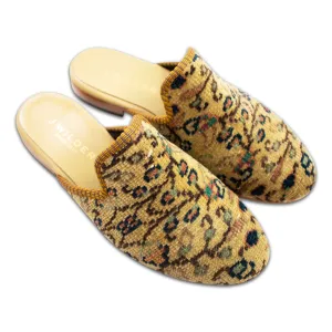 Women's Slippers size 8